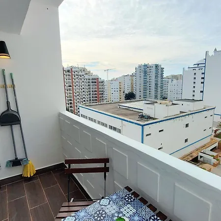 Apartment Cozy 8min Walk To The - Da Rocha *