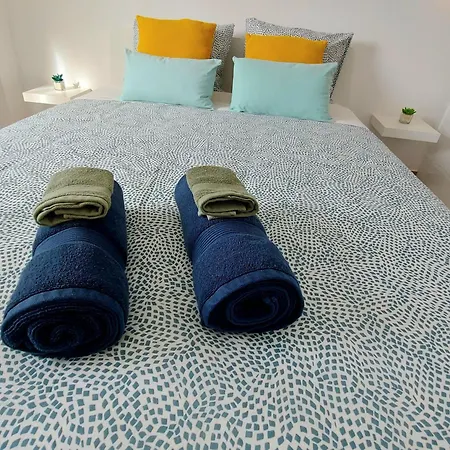 Cozy 8min Walk To The - Da Rocha Апартаменты Портиман